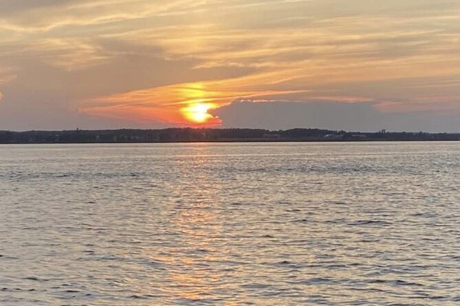 1.5hr Harbour Experience on North America's LARGEST solar boat! - The boat experience that keeps you comfortable, from windows to roof hatches