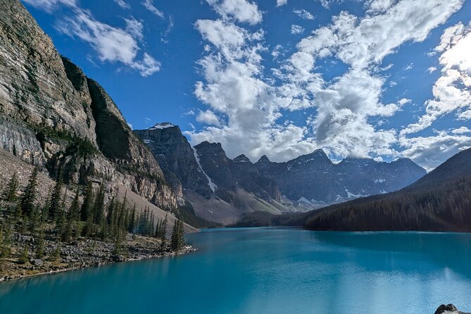 1 Day of Banff Viewpoints Lakes Bow Valley in Private Custom Tour - Key reasons this private Banff day earns its 5-star energy