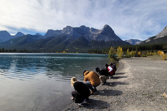 2 Day Guided Tour in Banff National Park - Day 2: Canmore, Lake Louise, Moraine Lake, Bow and Peyto, plus Vermilion Lakes