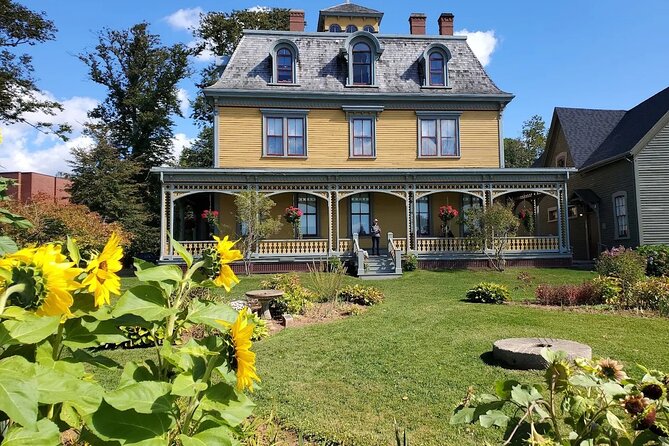 2 Hour E-bike tour of Charlottetown - The Route: Historic Stops Plus Gravel and Coastal Time