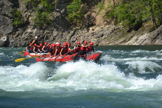 3.5 Hour Whitewater Rafting and Waterfall Adventure - Food, photos, and the small extras you should plan for