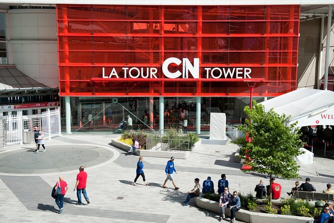 3 Day and 2 Night Tour: Toronto, 1000 Islands, and Niagara Falls - Getting started in Montreal: early departure, mobile tickets, and a manageable group