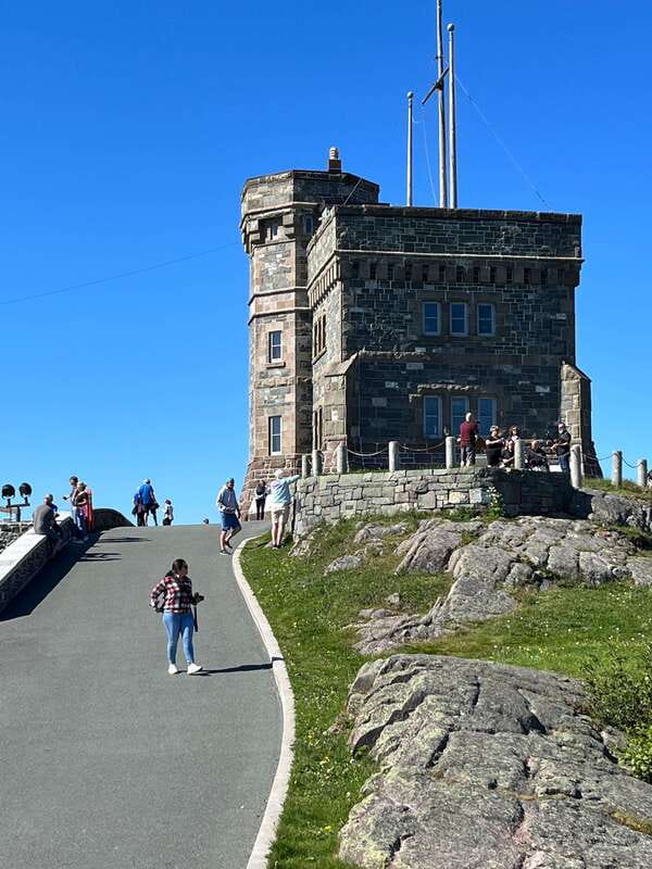 3 hour City Tour of St. John's, small group up to ten quests - Signal Hill and Cabot Tower: Big Views, Fast