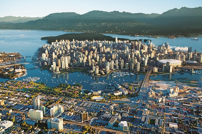 3 hours Private Vancouver Tour-from YVR Airport or Cruise Port - Chinatown to Gastown to the Steam Clock, old Vancouver fast