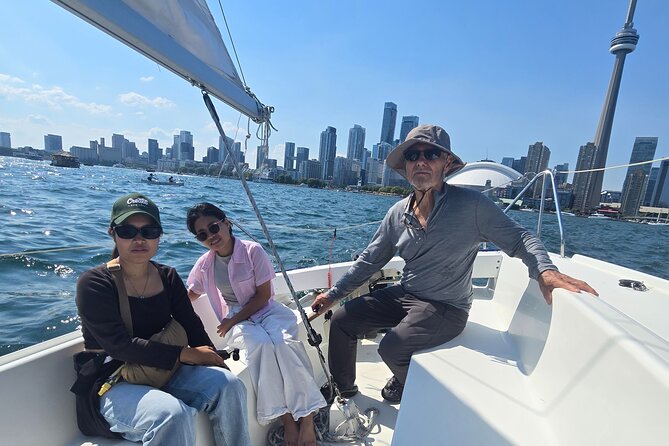3hr Shared Sailing Adventure - Out of the harbour through the western channel to Humber Bay