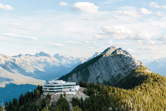 4-Day Authentic Banff, Jasper and Glacier Tour Package - Icefields Parkway and Columbia Icefield Skywalk: When the Drive Feels Like Part of the Attraction