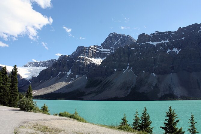 4-Day Authentic Banff, Jasper and Glacier Tour Package - Final Day Photo Run: Pyramid Lake, Maligne Canyon, Athabasca Falls, Peyto, and Emerald Lake