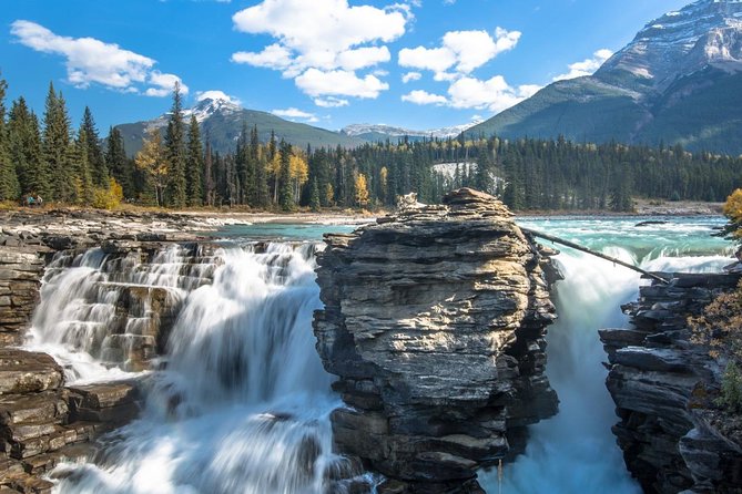 4-Day Authentic Jasper and Columbia Icefield Tour Package - Columbia Icefield Discovery Centre And Sunwapta Falls, Where Glaciers Become Real