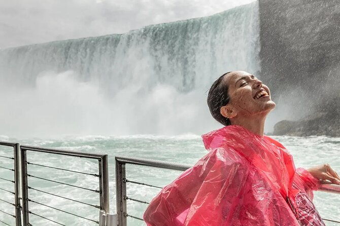 4-Hour Niagara Falls Boat Tour, Lunch & Maple Syrup Tasting - Key highlights at a glance