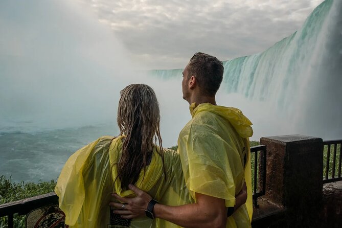 4-Hour Niagara Falls Boat Tour, Lunch & Maple Syrup Tasting - Niagara Parkway drive, Power Station tunnel access, and the Floral Clock