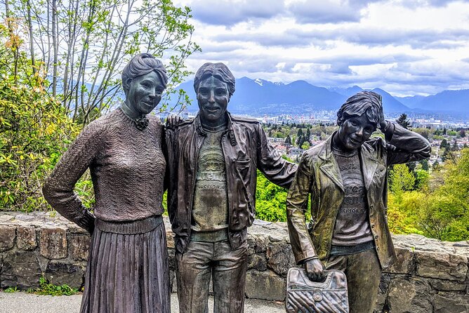 4 Unforgettable Hours in Vancouver - Coal Harbour, English Bay, and public art you can plan around