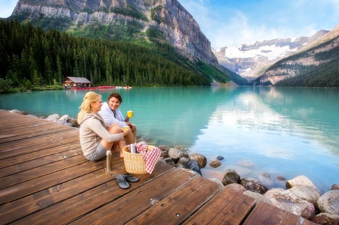 5-Day Rocky Mountaineer Train Tour, From Vancouver to Rockies - Hotels Base for 4 Nights: How It Fits the Pace