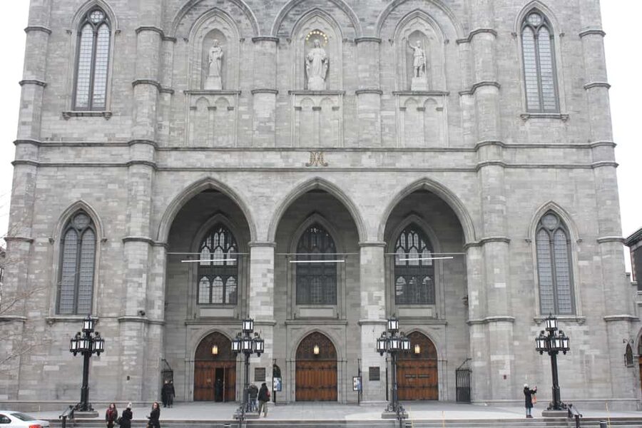 A Walking Tour of Old Montreal - Old Montreal in Four Eras: How the Route Makes Sense