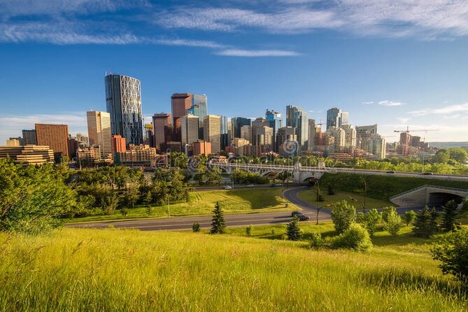 Airport Shuttle: Calgary Airport <—-> Downtown Calgary - What This Calgary Shuttle Really Solves