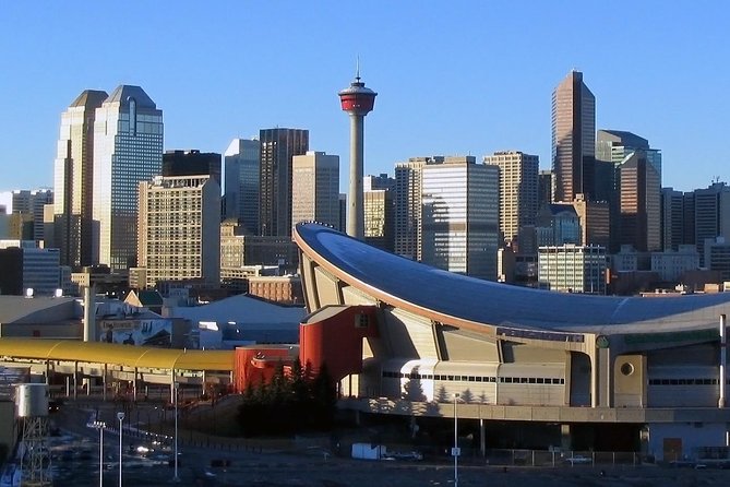 Airport Shuttle: Calgary Airport <—-> Downtown Calgary - YYC Meet-and-Greet: Domestic vs International Pickup