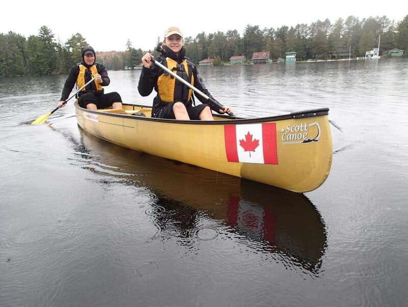Algonquin Park: Guided Canoe Day Tour - First splash and paddle instruction: what “knee-deep” really means