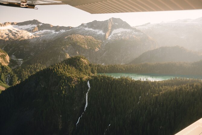 Alpine Lake Flightseeing Experience from Squamish - Pilot and guide: safety-first, question-friendly, and fun in the air