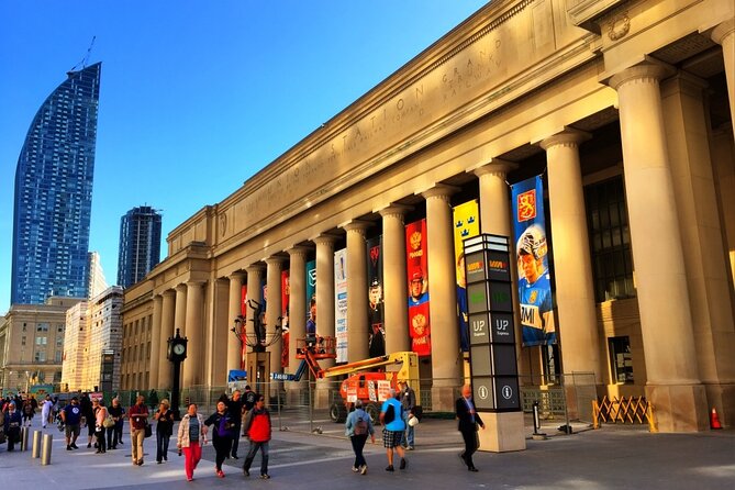 An Exciting Scavenger Hunt: The Wonders of Old Toronto - Old Toronto Gets Real When You Have a Mission