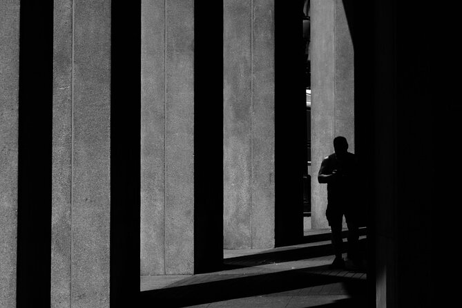 Art of Street Photography Guided Walk - Who this suits best in Vancouver