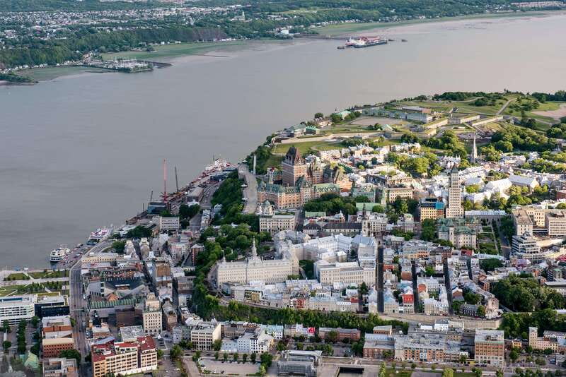 Attitude-Helicopter: Helicopter tour of Quebec City - First big view: the St. Lawrence River and quick city orientation