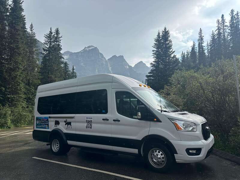 Banff/Canmore: Moraine Lake and Lake Louise 90 Min Each - How the 6 to 7 hour schedule really plays out