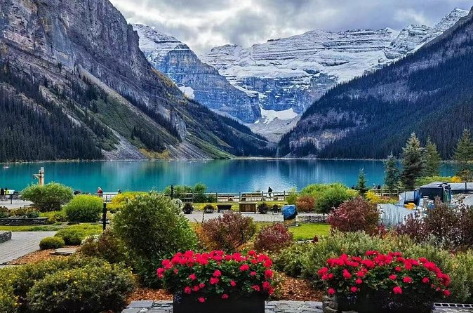 Banff/Canmore: Moraine Lake and Lake Louise Shuttle-90m each lake - Who Should Book This Shuttle?