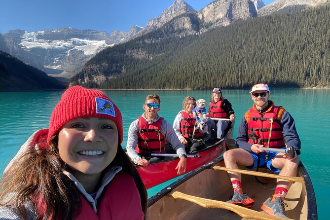 Banff/Canmore: Moraine Lake & Lake Louise Combo Tour - Lake Louise: two hours with options, from flat walks to a higher viewpoint
