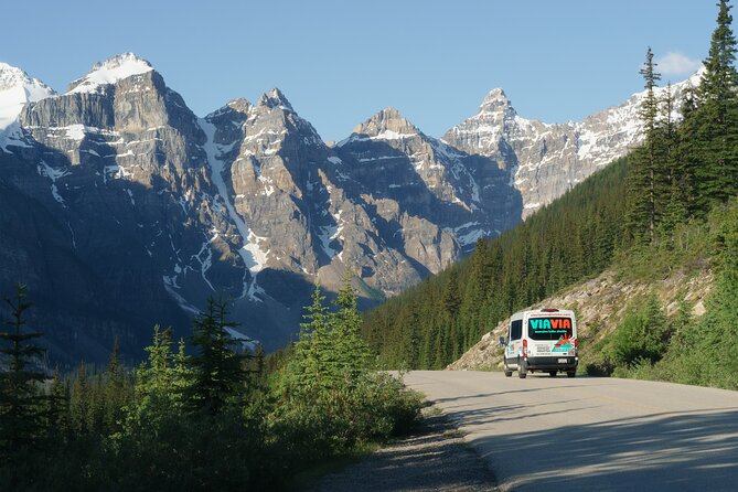 Banff/Canmore: Moraine Lake & Lake Louise Combo Tour - What to bring so the day feels easy, not annoying