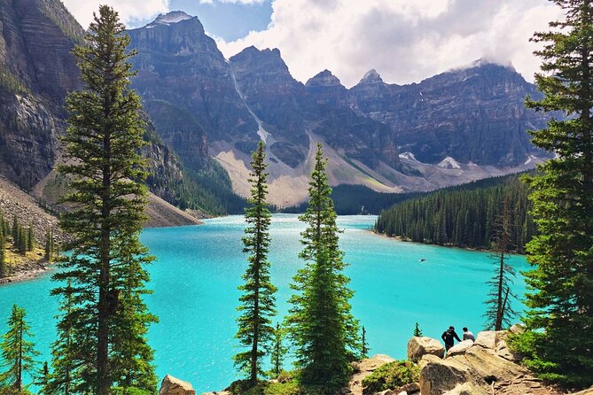 Banff/Canmore Moraine Lake & Lake Louise– Hike, Canoe or Sightsee - Key highlights worth caring about