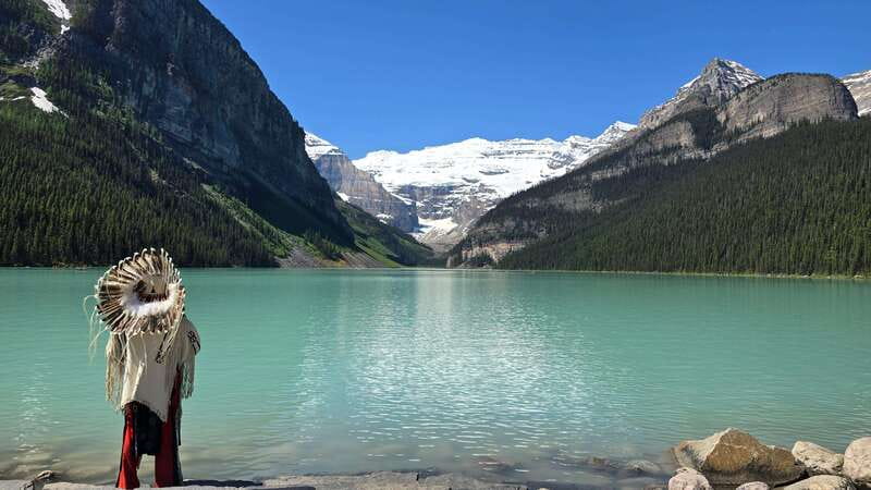 Banff/Canmore- Moraine Lake & Louise-Morning or Sunset Tour - Morning turquoise vs sunset glow: how the timing changes everything