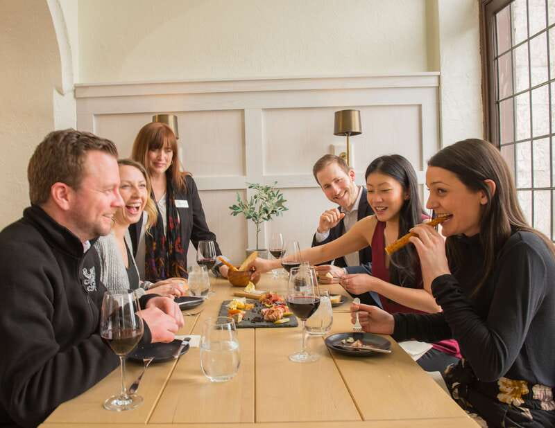Banff: Castle Food Experience at Banff Springs Hotel - Start in the Main Lobby, Then Kick Off at the Rundle Bar