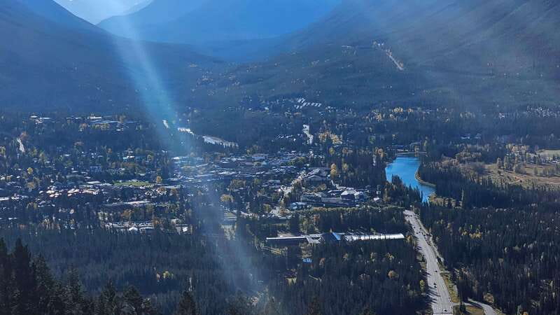 Banff: Evening Wildlife Safari Guided Tour - Route highlights at nightfall: views that matter even without a trophy sighting