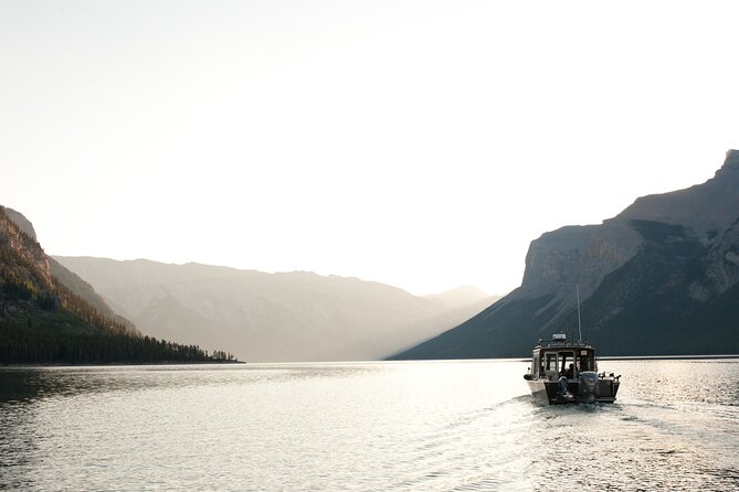 Banff Fishing on Lake Minnewanka - The meeting point: arrive with a little cushion