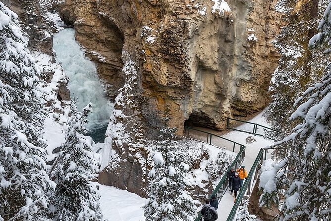 Banff Highlights: Moraine Lake, Lake Louise and beyond - Johnston Canyon and the hoodoos, winter traction and photo-ready geology