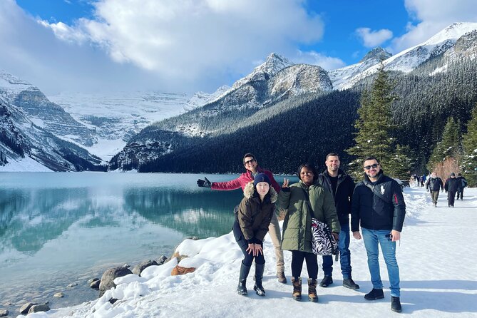 Banff Highlights: Moraine Lake, Lake Louise and beyond - Moraine Lake in summer, why the shuttle is the whole story