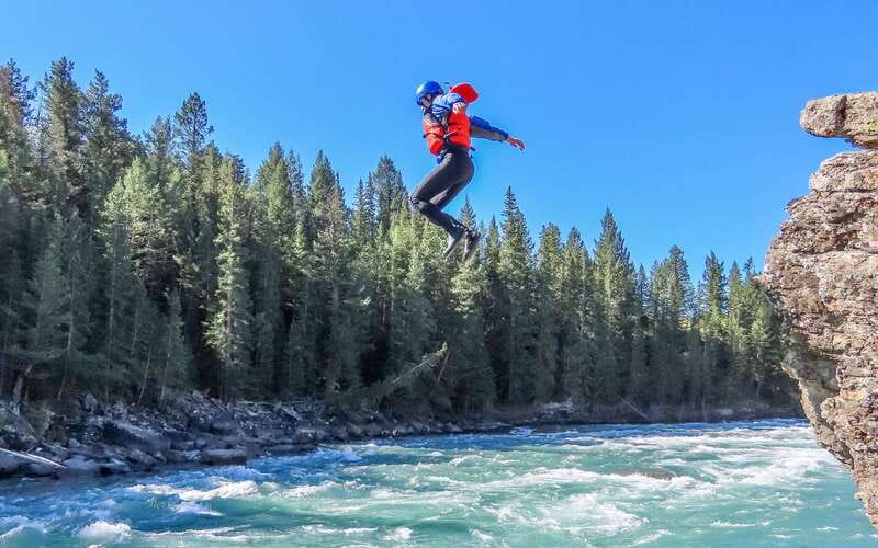 Banff: Horseshoe Canyon Whitewater Rafting Tour - Getting to the River Base and gearing up the right way