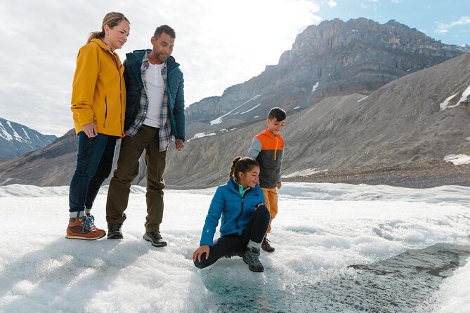 Banff: Lake Louise, Marble Canyon, Bow Lake, Peyto Lake Tour - The drive time reality: when the day feels long, and how to enjoy it anyway