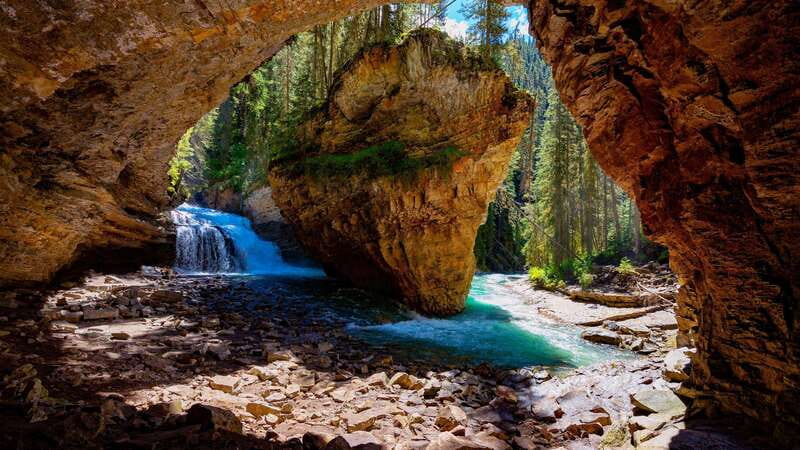 Banff, Lake Louise, Marble Canyon & Yoho National Parks Tour - Should you book this Banff, Lake Louise, Marble Canyon and Yoho day trip?