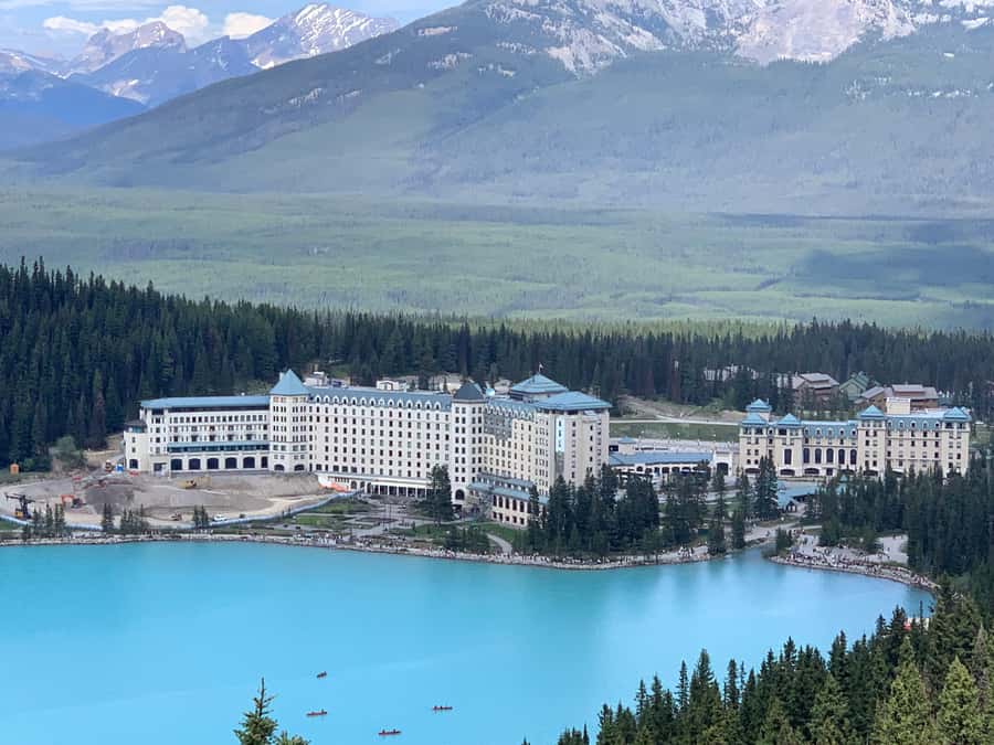 Banff: Lake Louise, Moraine Lake, Gondola, Cave & Basin Tour - Cave and Basin as the Upper Hot Springs alternative
