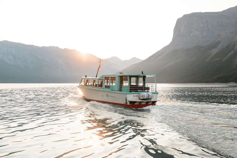 Banff: Lake Minnewanka Cruise - Key things to know before you go
