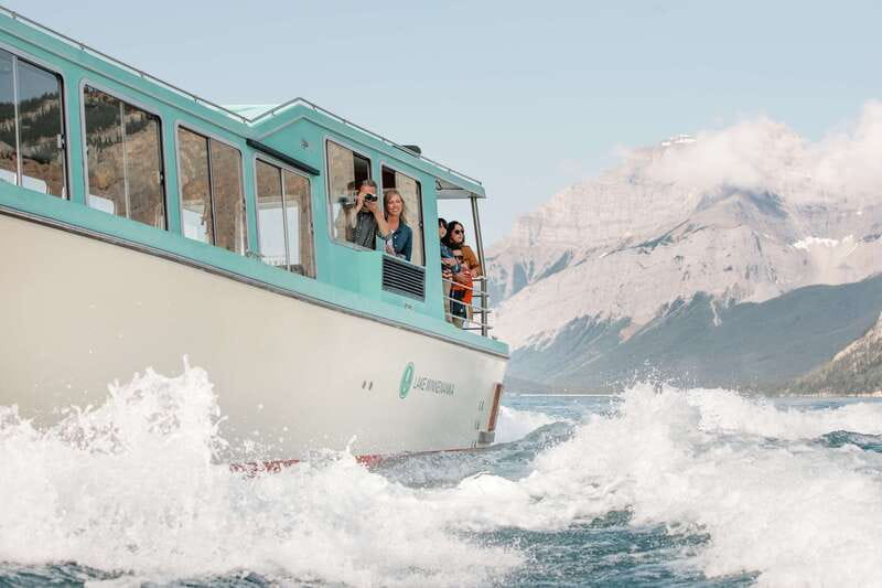 Banff: Lake Minnewanka Cruise - Minnewanka Landing and Indigenous stories on board