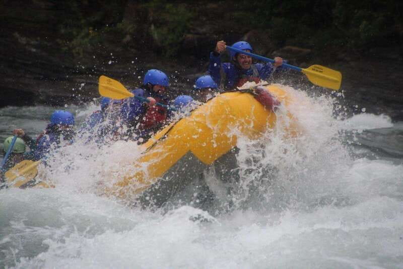 Banff: Morning Whitewater Rafting Tour in Horseshoe Canyon - Chinook Base Wrap-Up: Hot Drinks, Snacks, and Photos