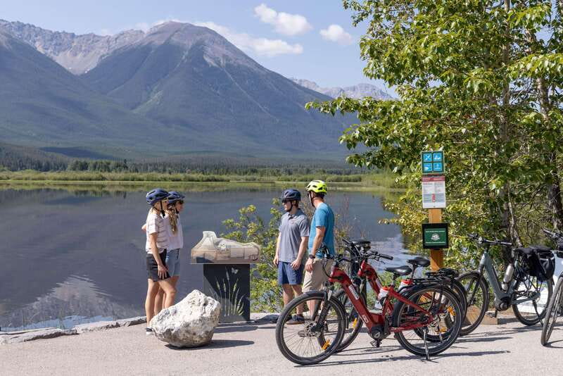 Banff: Mountain Lakeside Guided E-Bike Tour - Wildlife spotting on the road to Lake Minnewanka