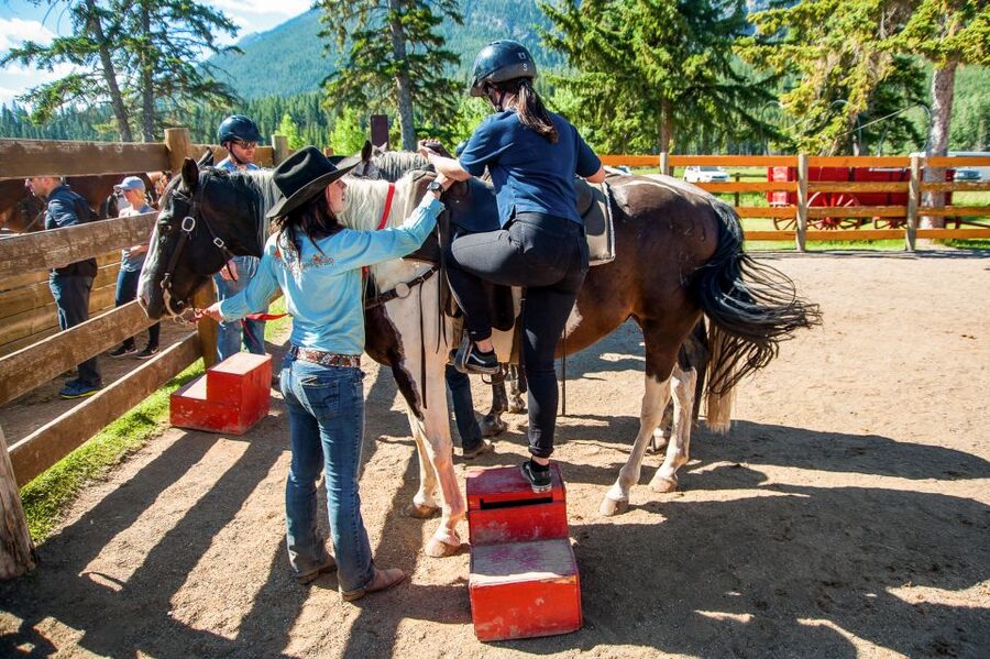 Banff National Park: 1-Hour Bow River Horseback Ride - Finding Banff Trail Riders Stables at 100 Sundance Rd