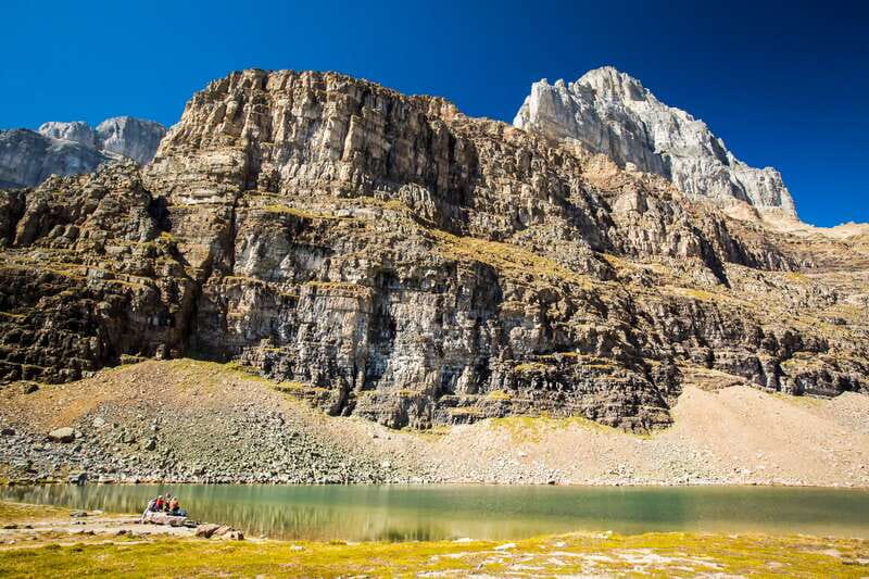 Banff National Park: Guided Signature Hikes with Lunch - Gourmet Picnic Lunch: Included, and Placed at the Right Moment