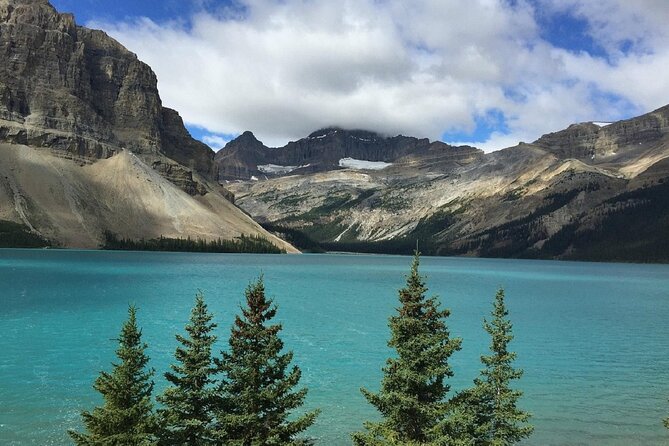 Banff National Park, Johnston Canyon Day Trip from Banff/Calgary - Surprise Corner or Surprise Point: Fairmont Banff Springs in One Frame