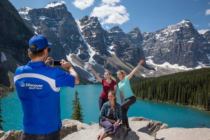 Banff National Park Tour with Lake Louise and Moraine Lake - Why Lake Louise and Moraine Lake Are the Main Event in Banff