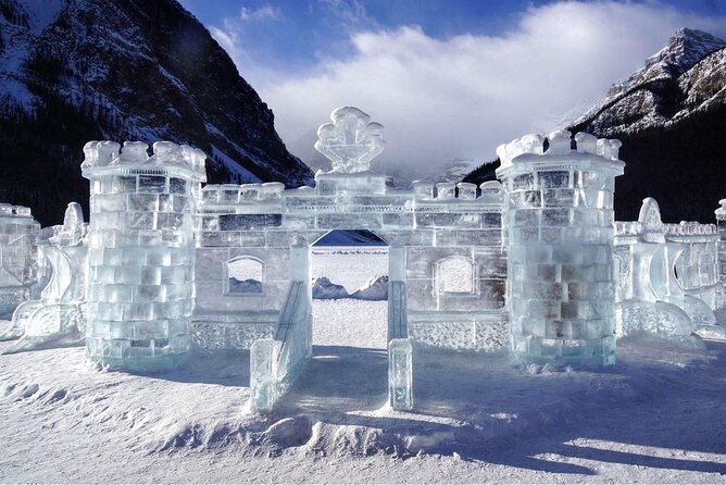 Banff Town, Lake Louise, Moraine, Emerald & Canyon Day Trip - Lake Louise Village Lunch Stop: A Necessary Reset