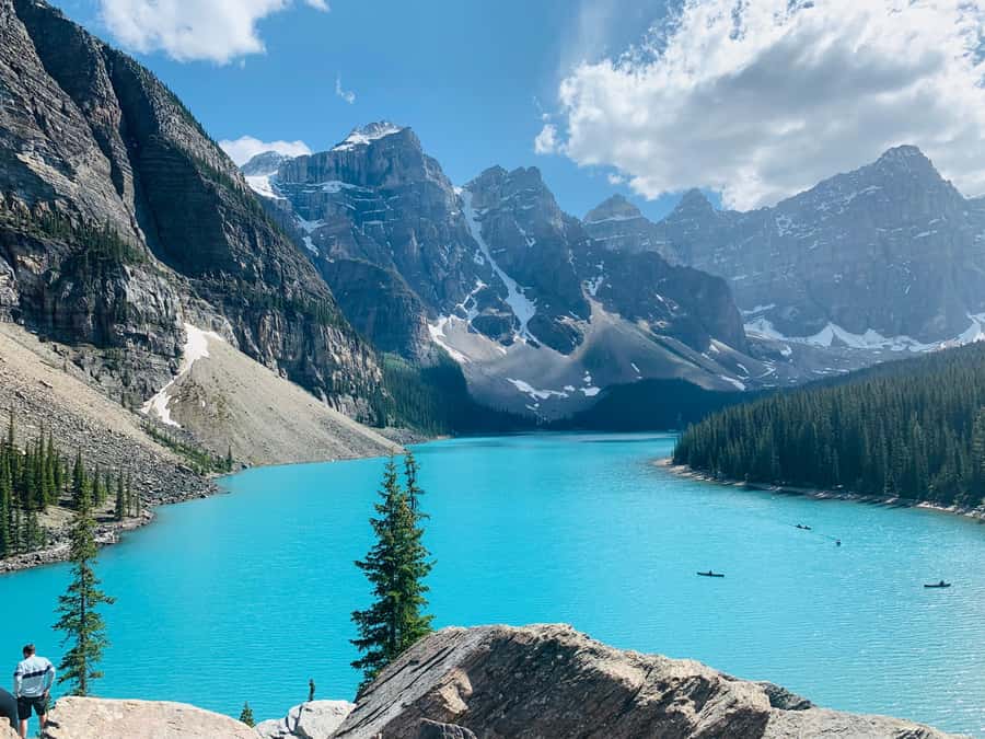 Banff Town: Lake Louise Moraine, Glacier, Peyto & Bow Lake - Lunch, tips, and what to pack for a smooth day