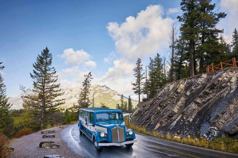 Banff: Vintage Car Legendary Open-Top Touring - Duration and timing, 1.5 hours that fit a busy day